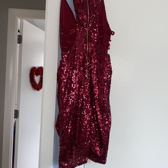 Red mini dress - Picture 6 of 6